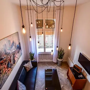 Apartament K89 Designer