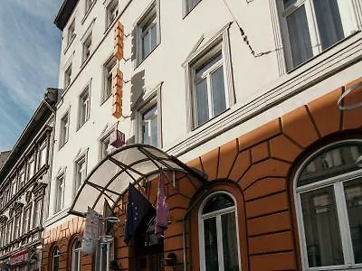 Star City Hotel Budapest 3*,