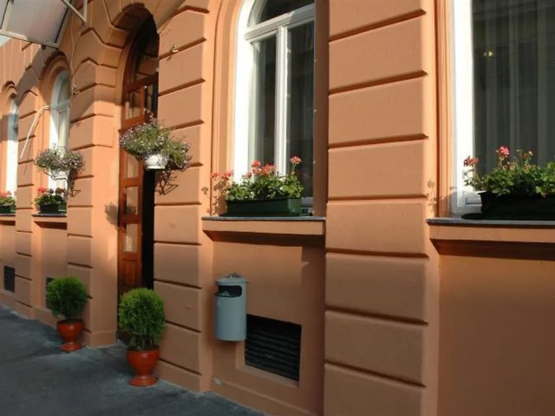 Star City Hotel Budapest